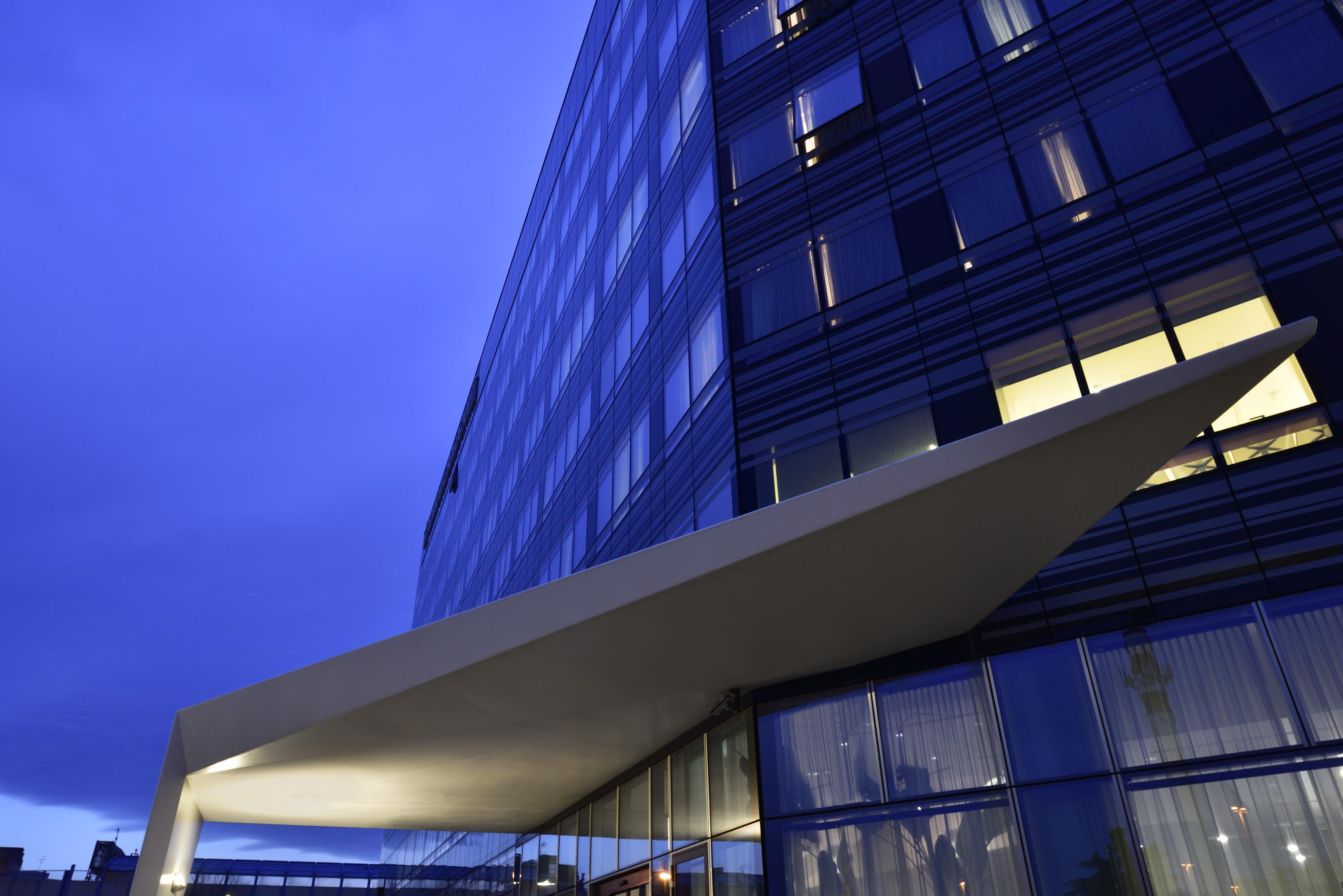 UNAHOTELS San Vitale Bologna Esterno foto